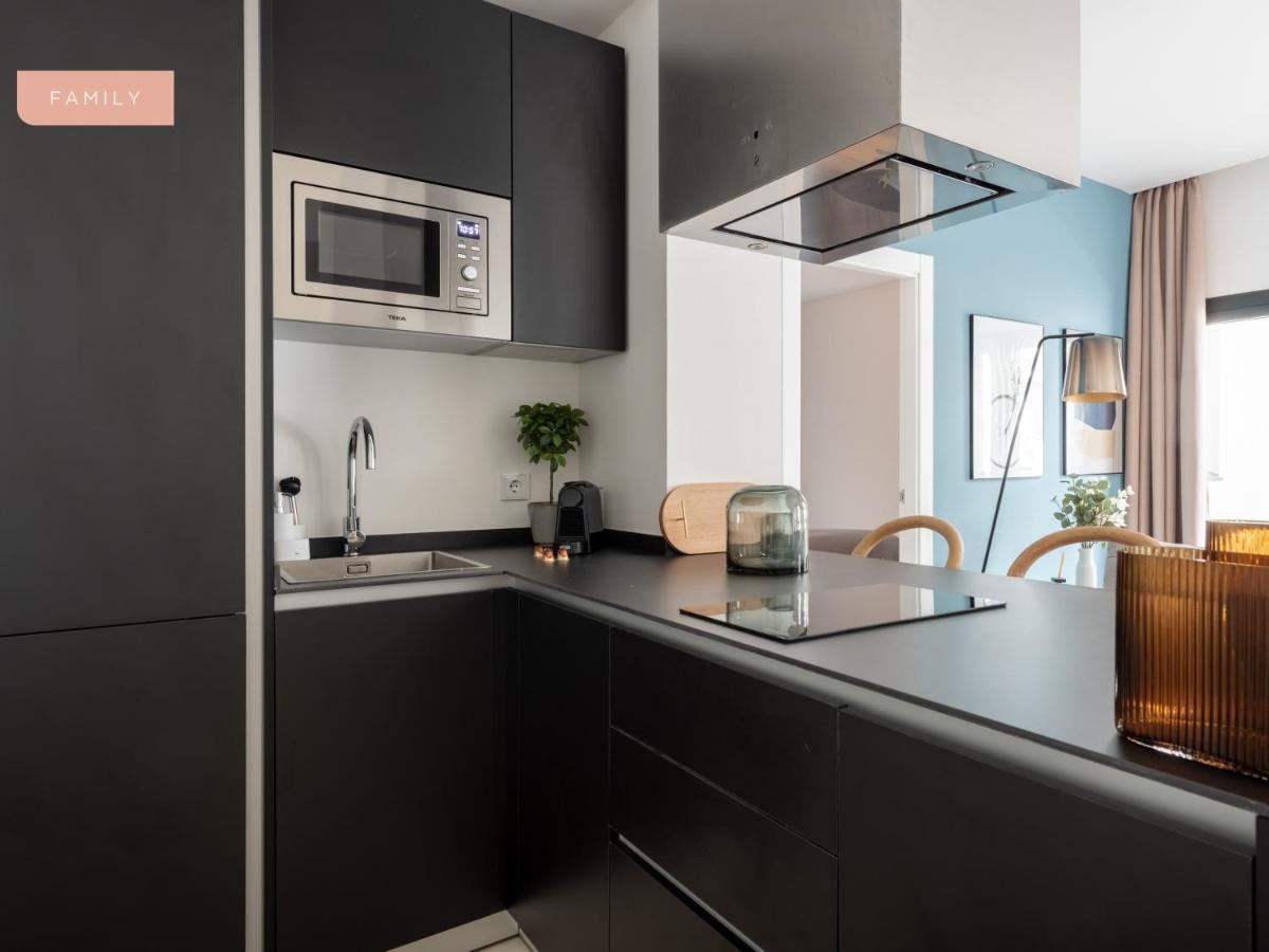 Limehome Sevilla Calle Torcuato Luca De Tena - Digital Access Εξωτερικό φωτογραφία