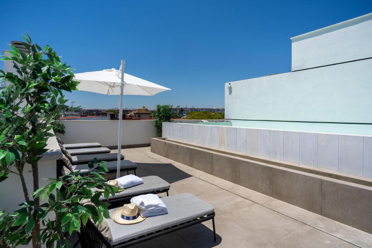 Limehome Sevilla Calle Torcuato Luca De Tena - Digital Access Εξωτερικό φωτογραφία