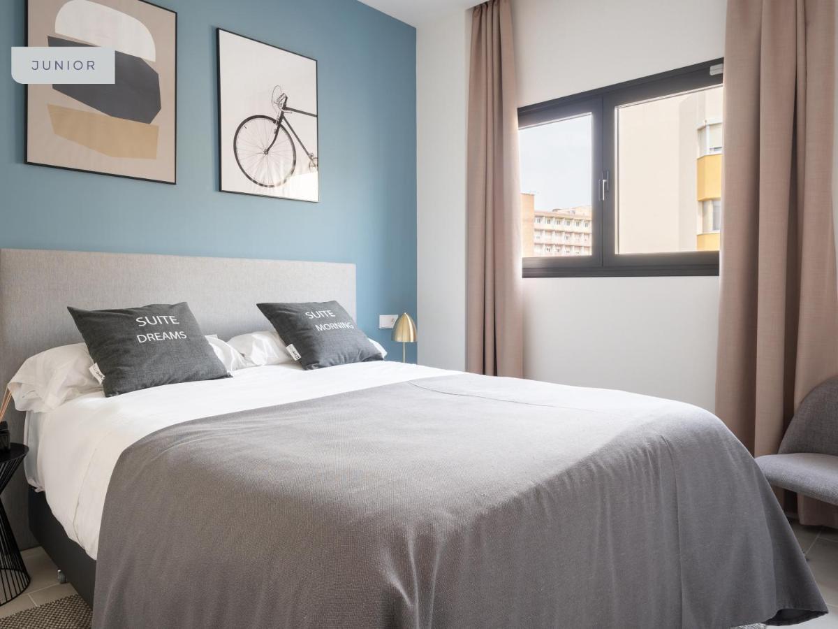 Limehome Sevilla Calle Torcuato Luca De Tena - Digital Access Εξωτερικό φωτογραφία