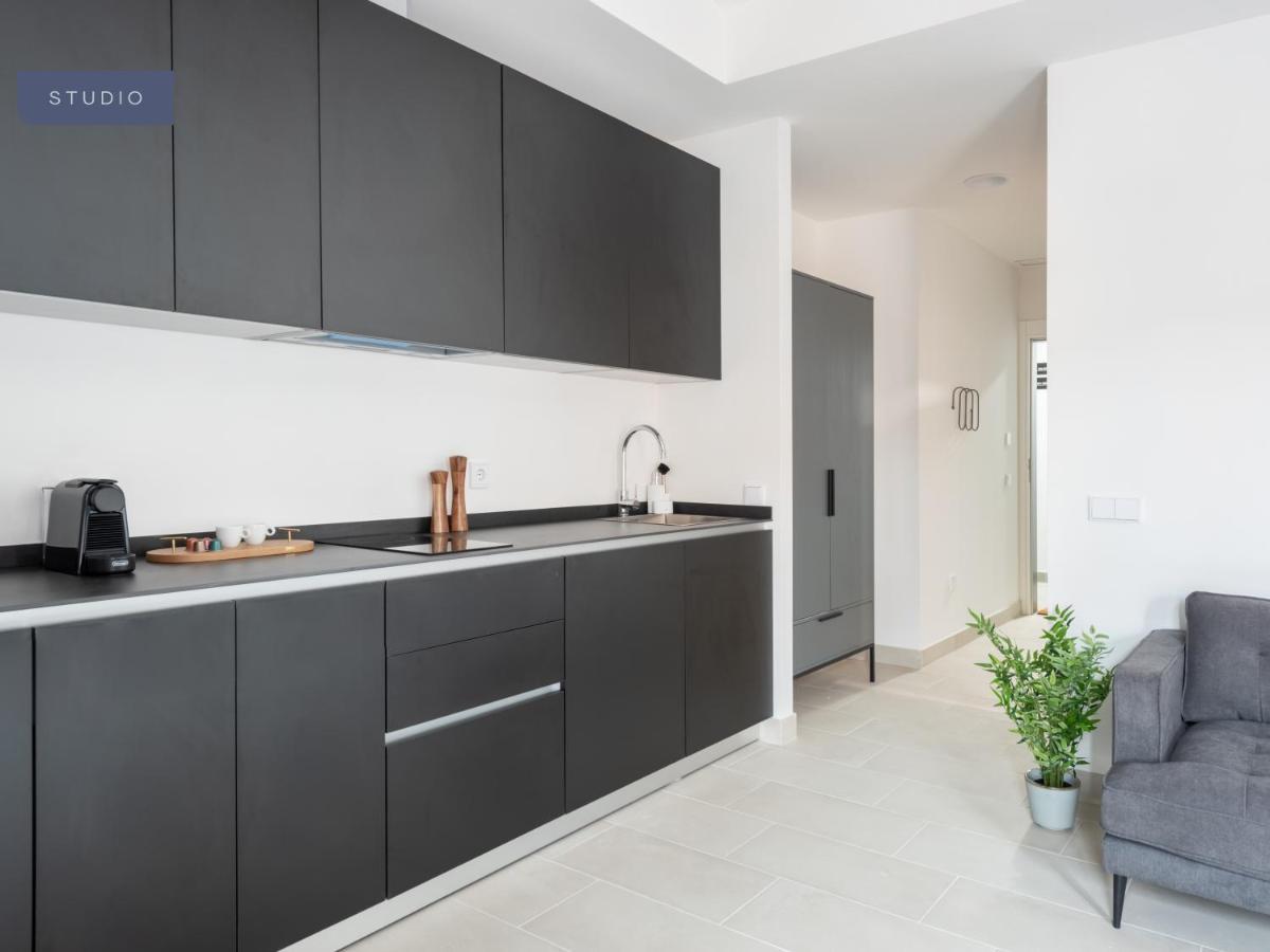 Limehome Sevilla Calle Torcuato Luca De Tena - Digital Access Εξωτερικό φωτογραφία