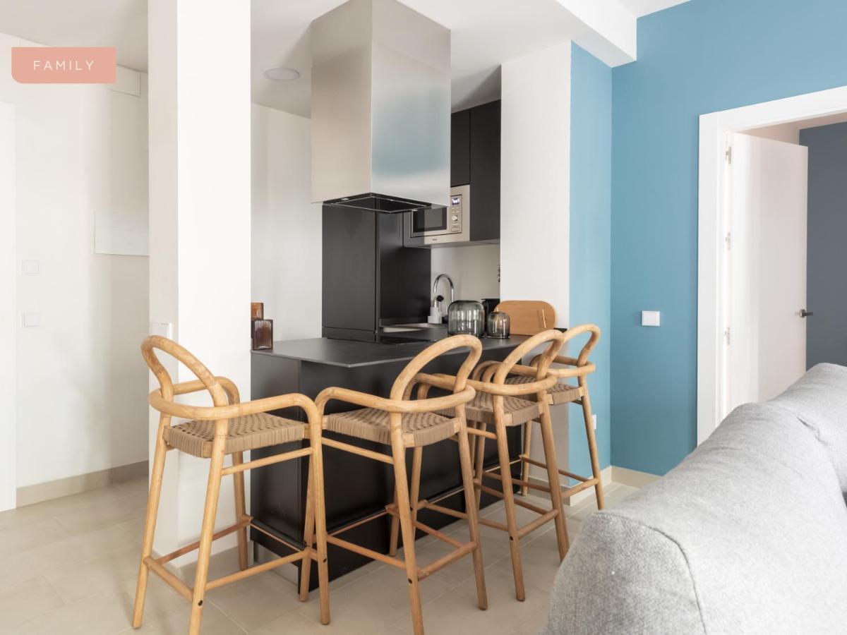 Limehome Sevilla Calle Torcuato Luca De Tena - Digital Access Εξωτερικό φωτογραφία