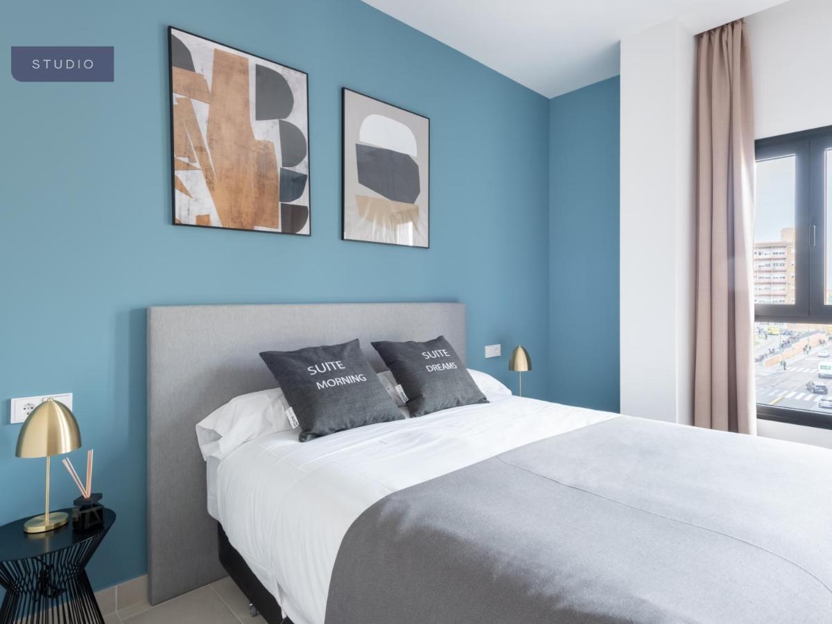 Limehome Sevilla Calle Torcuato Luca De Tena - Digital Access Εξωτερικό φωτογραφία